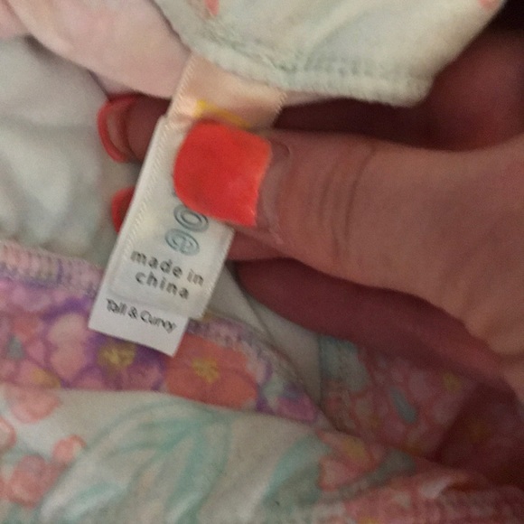 Lularoe - Picture 2 of 2